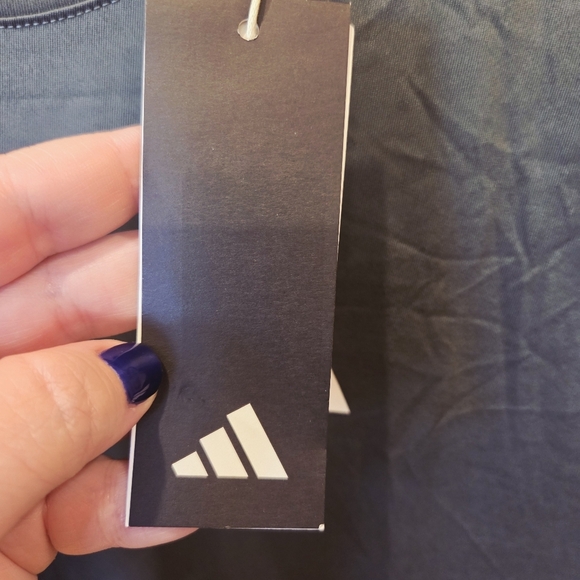 Adidas Women's WTR D4T TEE B Training T-Shirt - Legend Ivy Medium New IX9432 - Picture 3 of 11